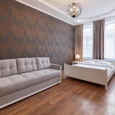 Leogrand Apartments Panteleimona Kulisha 27 Львів Екстер'єр фото